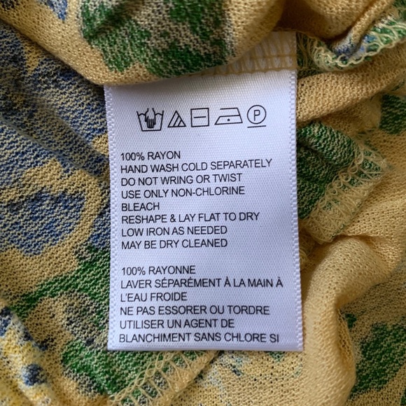 Floral Ruffle Crop Top - Urban Outfitters - Picture 4 of 4